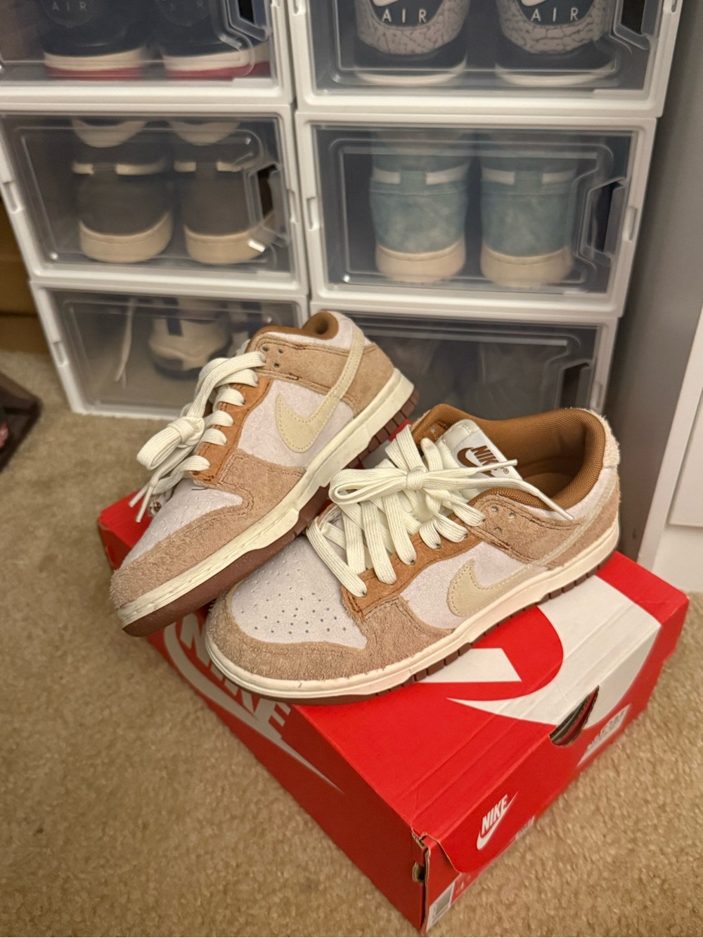 Medium curry dunk low
